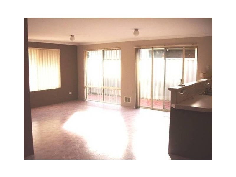 39 Frond Circuit, Banksia Grove WA 6031