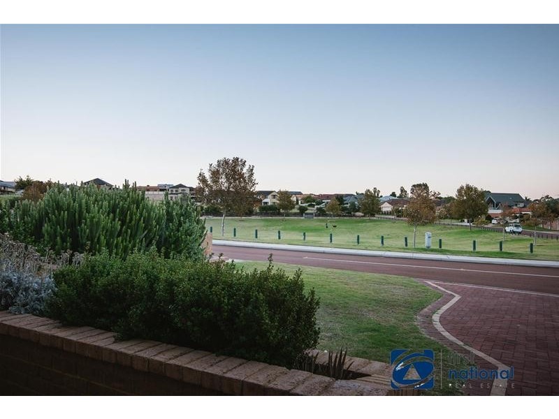 10 Abrolhos Drive, Heathridge WA 6027