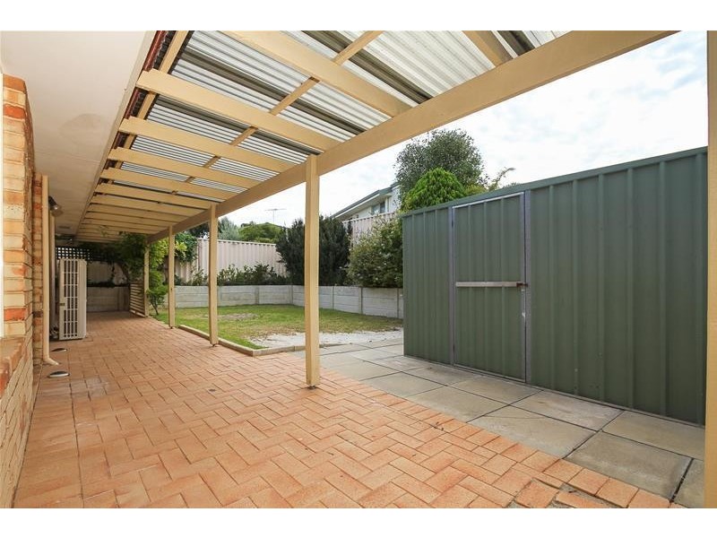 4 Akera Close, Hillarys WA 6025