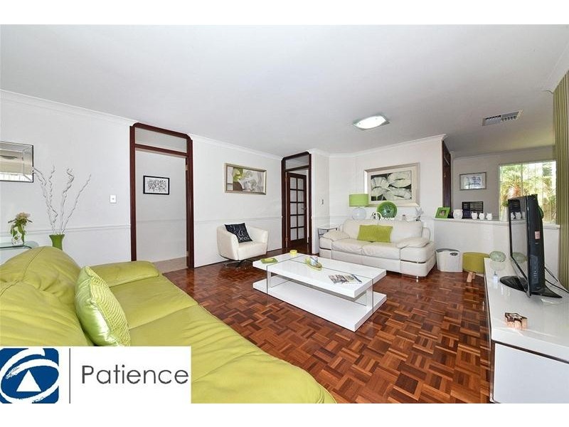 52 La Grange Loop, Currambine WA 6028