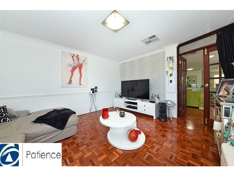 52 La Grange Loop, Currambine WA 6028