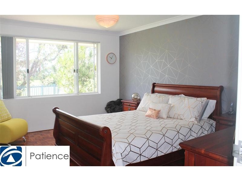 52 La Grange Loop, Currambine WA 6028