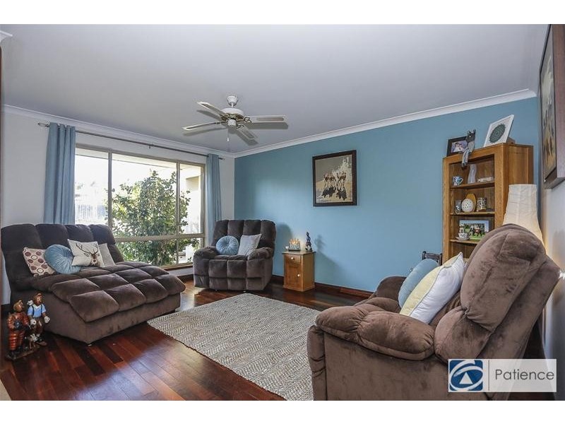 30 Fairway Circle, Connolly WA 6027