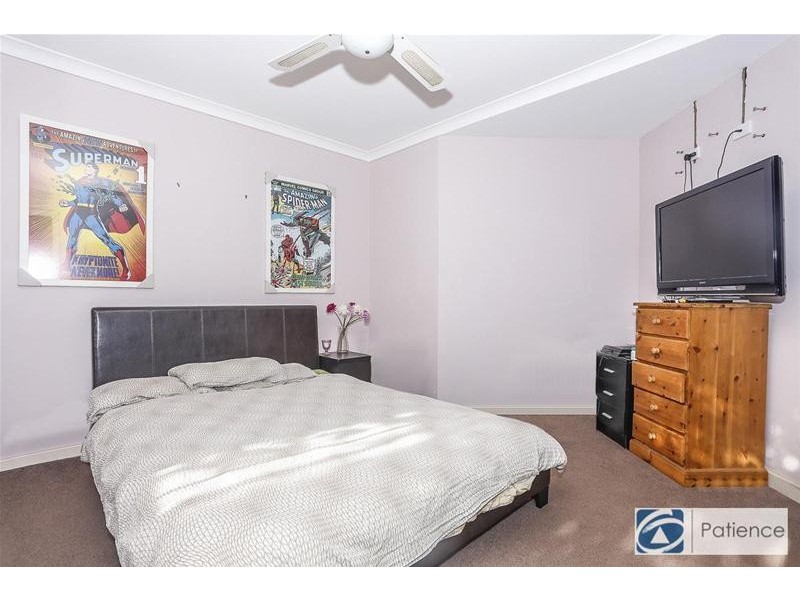 30 Fairway Circle, Connolly WA 6027