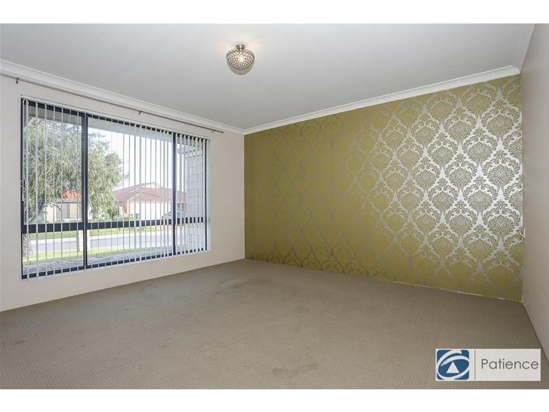 44 Collanda Circuit, Carramar WA 6031