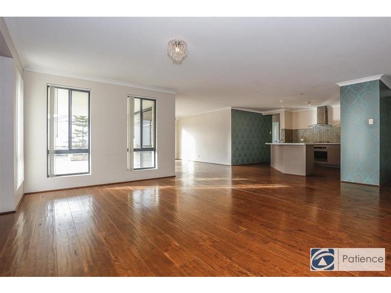 44 Collanda Circuit, Carramar WA 6031