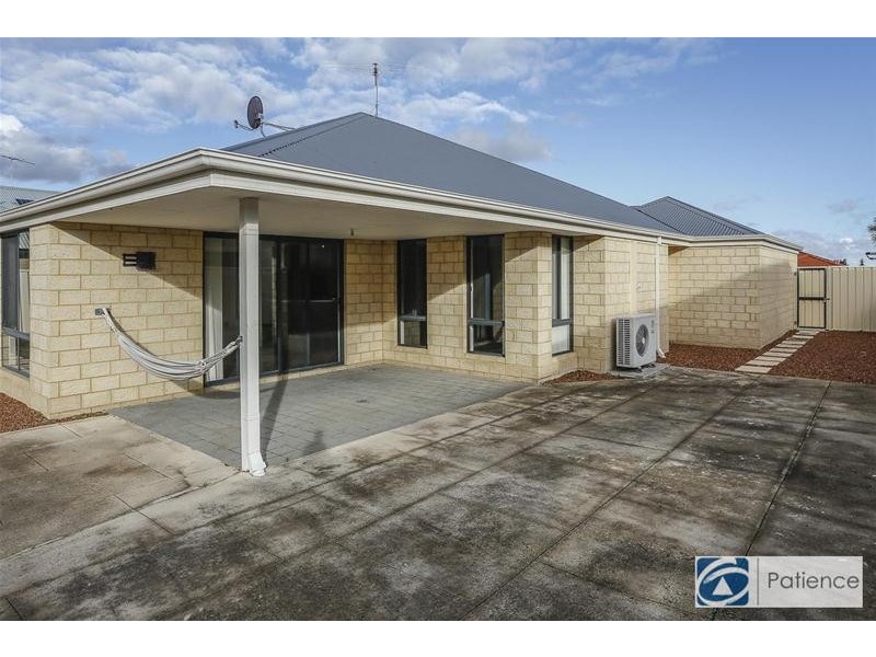 44 Collanda Circuit, Carramar WA 6031