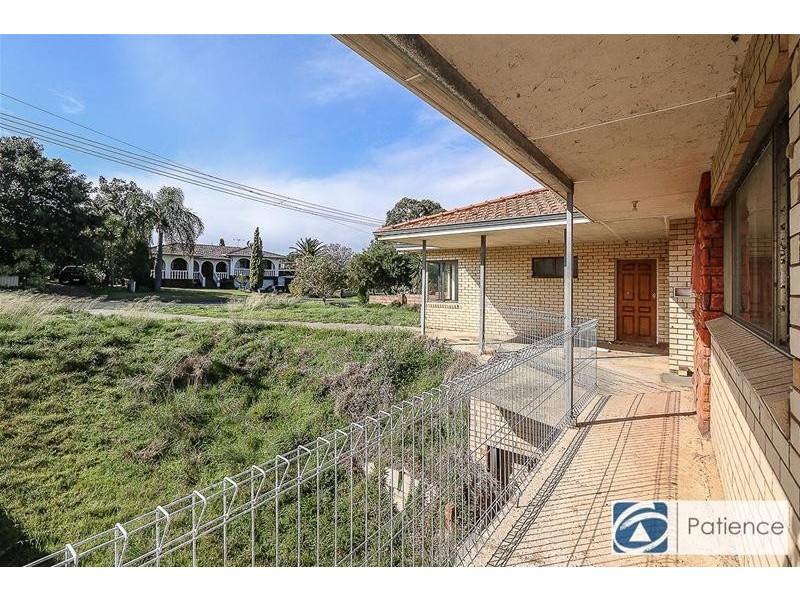 42 Yallambee Crescent, Wanneroo WA 6065