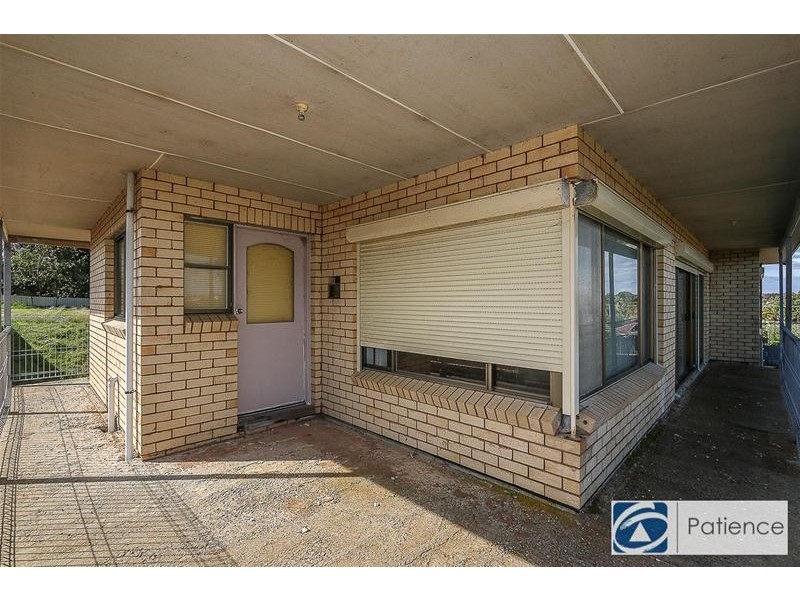 42 Yallambee Crescent, Wanneroo WA 6065