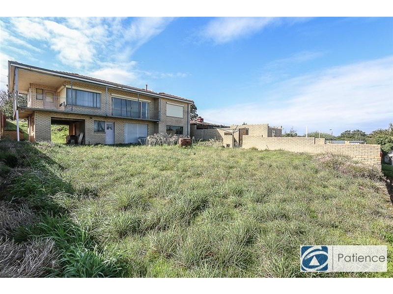 42 Yallambee Crescent, Wanneroo WA 6065