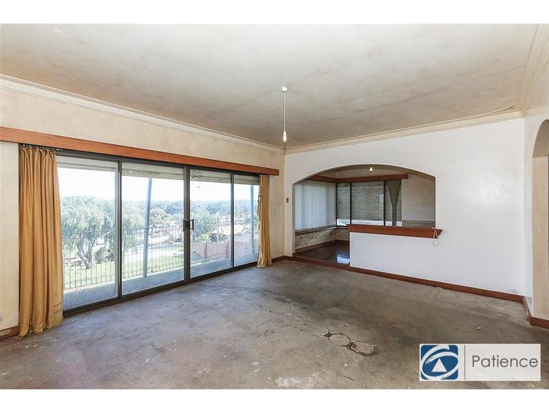 42 Yallambee Crescent, Wanneroo WA 6065