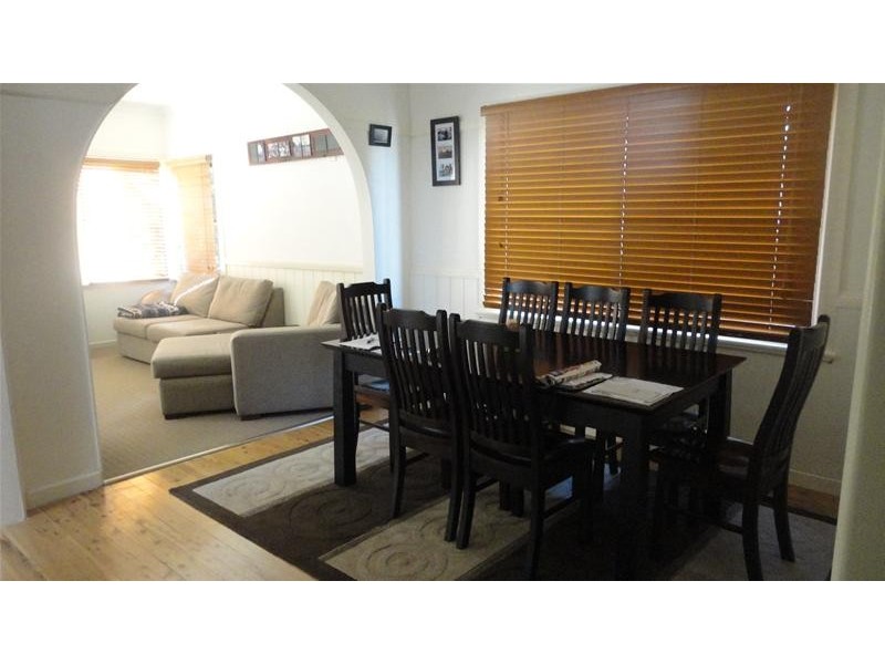 103 Rawson Avenue, Tamworth NSW 2340