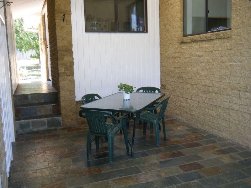 4 Barreng Street, Tamworth NSW 2340