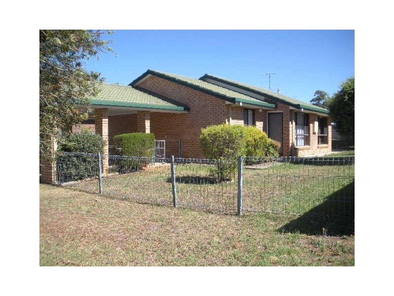 1/7 Cowper Close, Tamworth NSW 2340