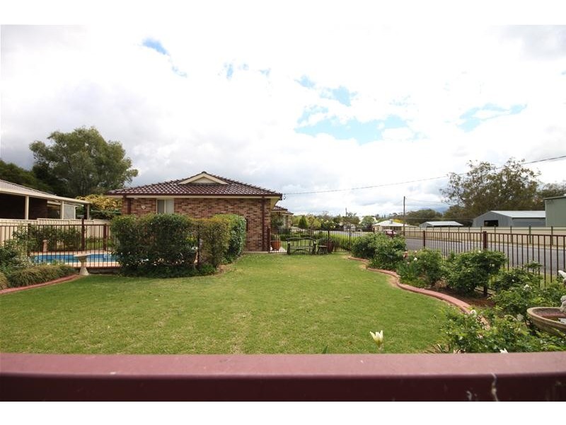 27 Hyson Street, Tamworth NSW 2340