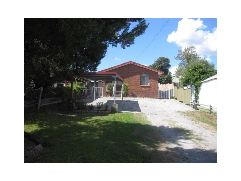 4 Dowell Avenue, Tamworth NSW 2340
