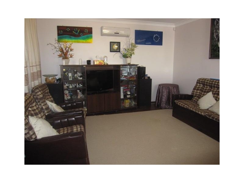 4 Dowell Avenue, Tamworth NSW 2340