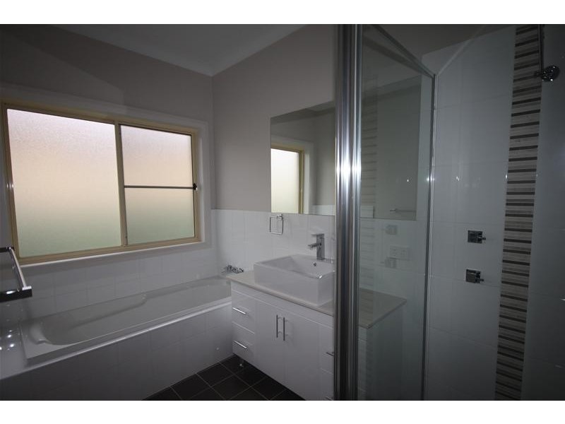 38 The Grange, Tamworth NSW 2340