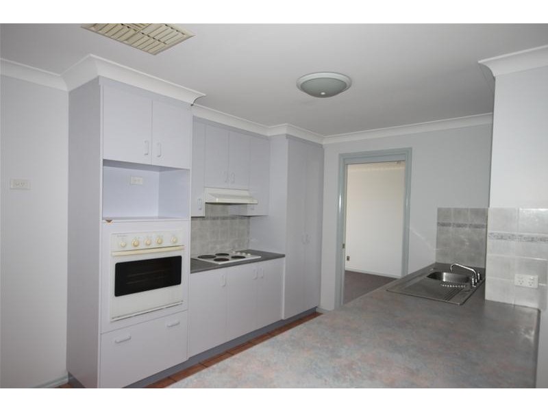 16 Wahroonga Drive, Tamworth NSW 2340