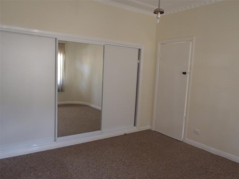 61 Raglan Street, Tamworth NSW 2340