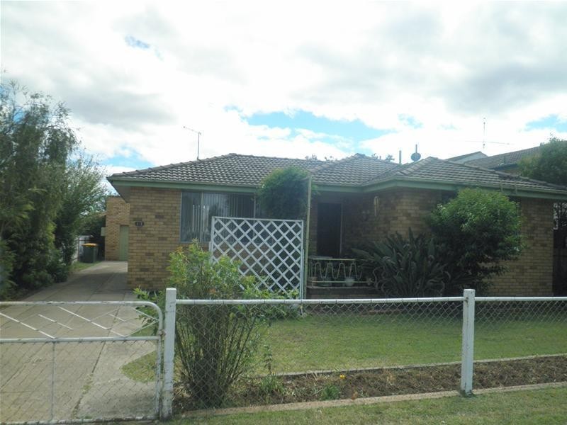 4 Vera Street, Tamworth NSW 2340