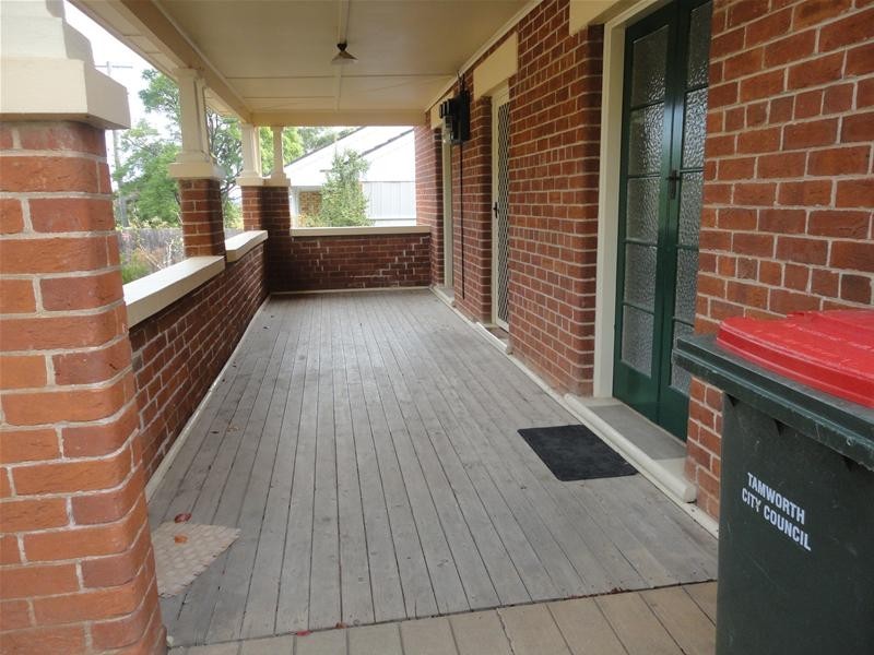56 Roderick Street, Tamworth NSW 2340