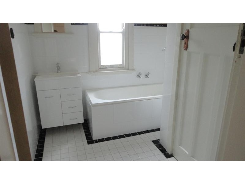 56 Roderick Street, Tamworth NSW 2340