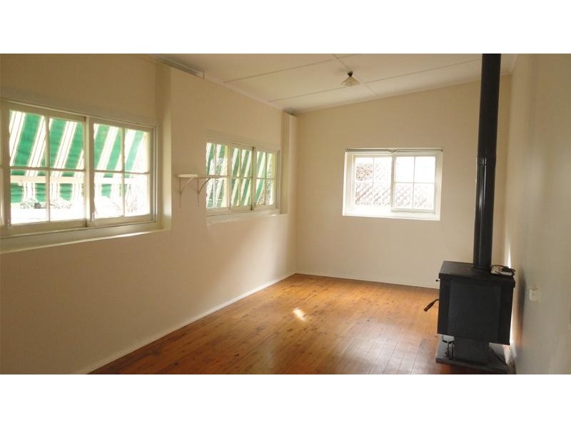 56 Roderick Street, Tamworth NSW 2340