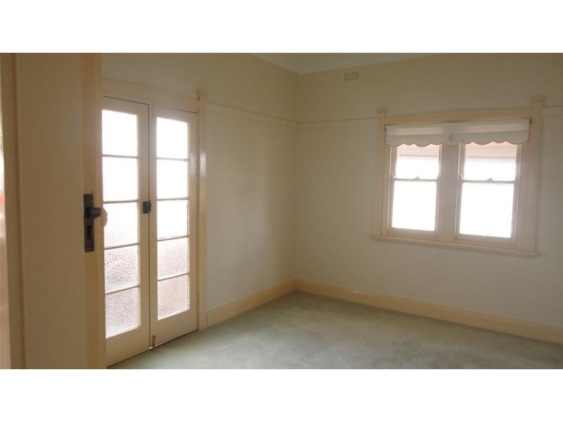 56 Roderick Street, Tamworth NSW 2340