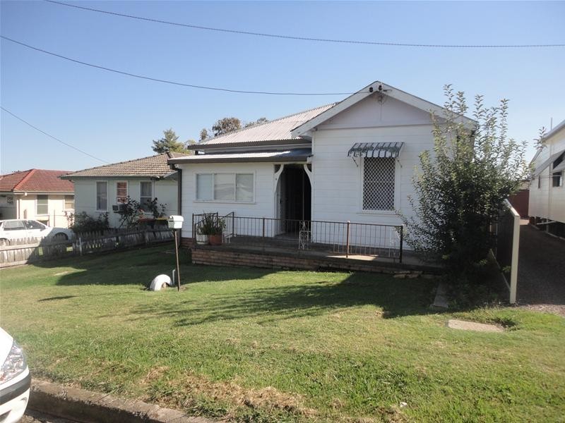 6 Wilkie Street, Werris Creek NSW 2341