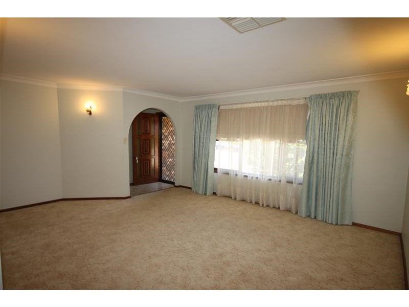 198 Johnston Street, Tamworth NSW 2340