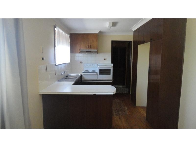 14 Waree Drive, Tamworth NSW 2340