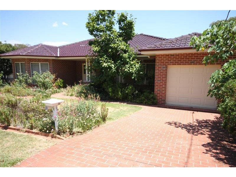 52 Murray Street, Tamworth NSW 2340