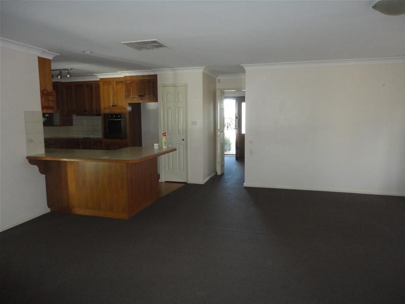 112 Edward Street, Tamworth NSW 2340