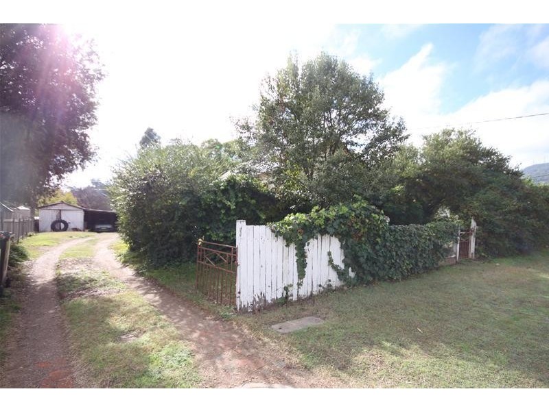 202 Johnston Street, Tamworth NSW 2340