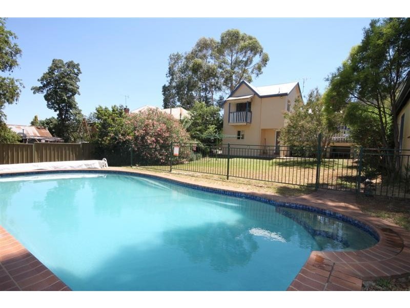 61 Napier Street, Tamworth NSW 2340