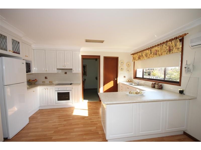 16 Kurrajong Street, Tamworth NSW 2340