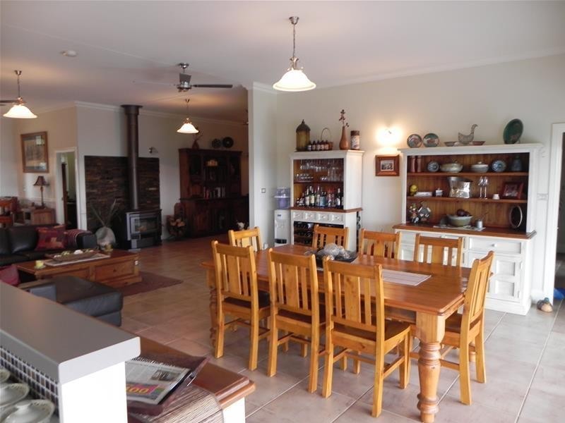 112 Chapman Road, Moonbi NSW 2353