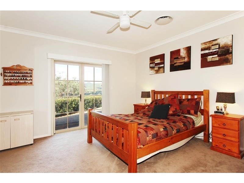 202 Catherine Way, Tamworth NSW 2340