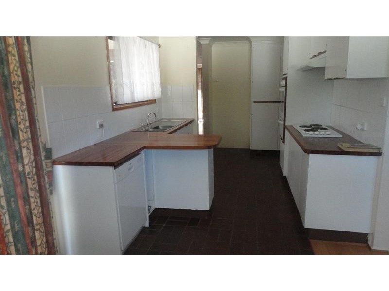 1 Kyooma Street, Tamworth NSW 2340