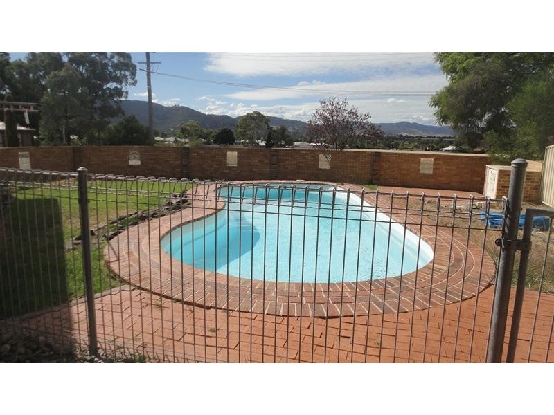 1 Kyooma Street, Tamworth NSW 2340