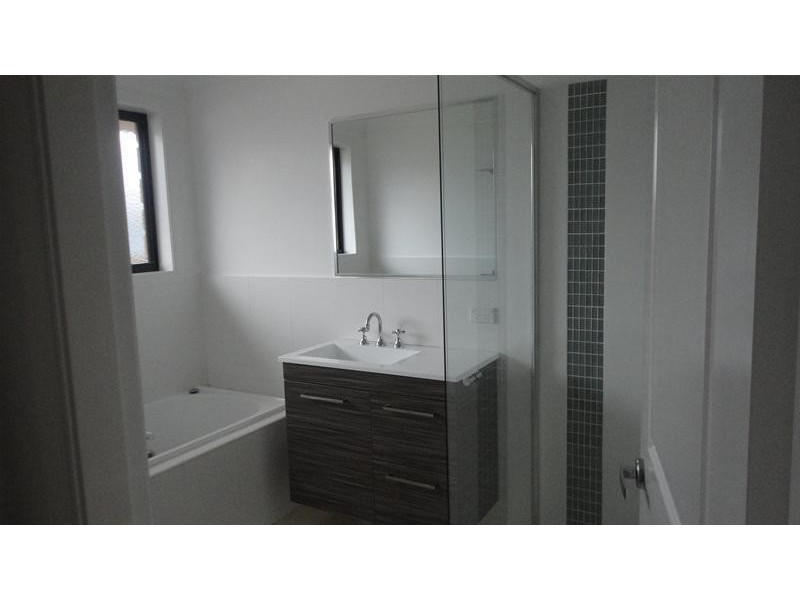 26 Leonora Crescent, Kootingal NSW 2352