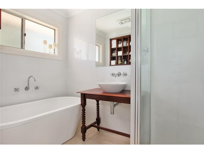 4 Rosedale Avenue, Tamworth NSW 2340