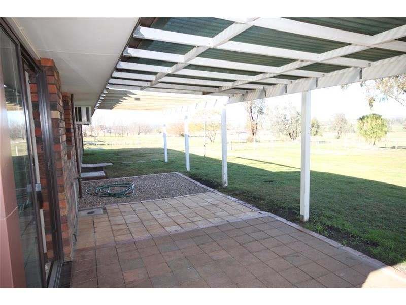 7 Curlew Crescent, Tamworth NSW 2340