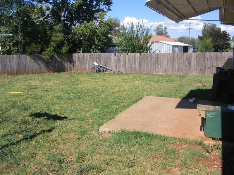 10 Caley Close, Tamworth NSW 2340