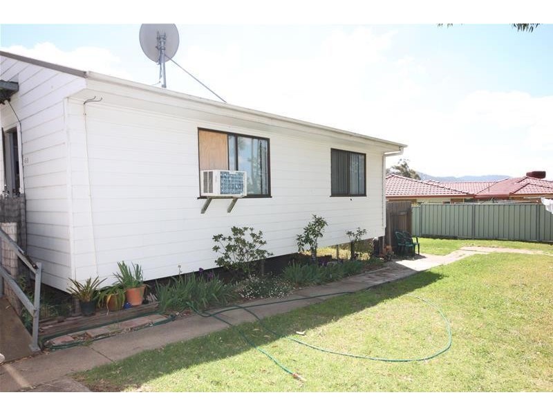 45 Churchill Street, Tamworth NSW 2340