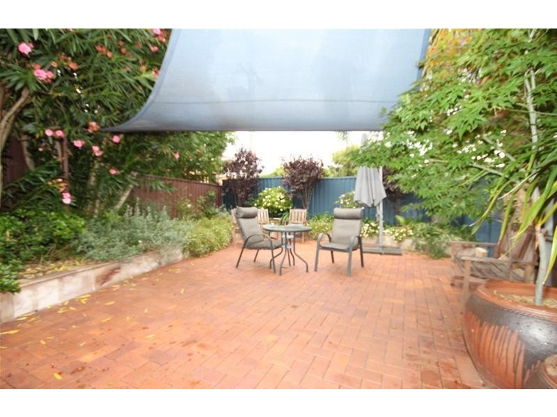 30 McRae Street, Tamworth NSW 2340