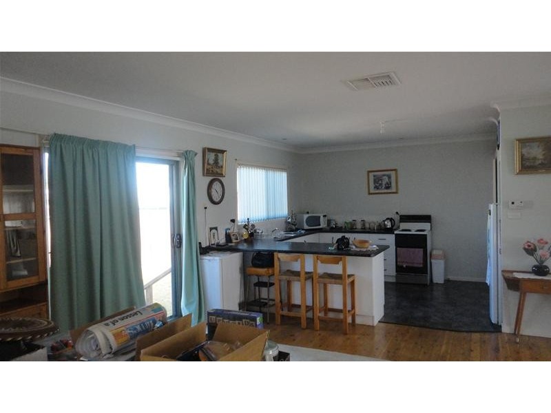 10 Jill Street, Tamworth NSW 2340