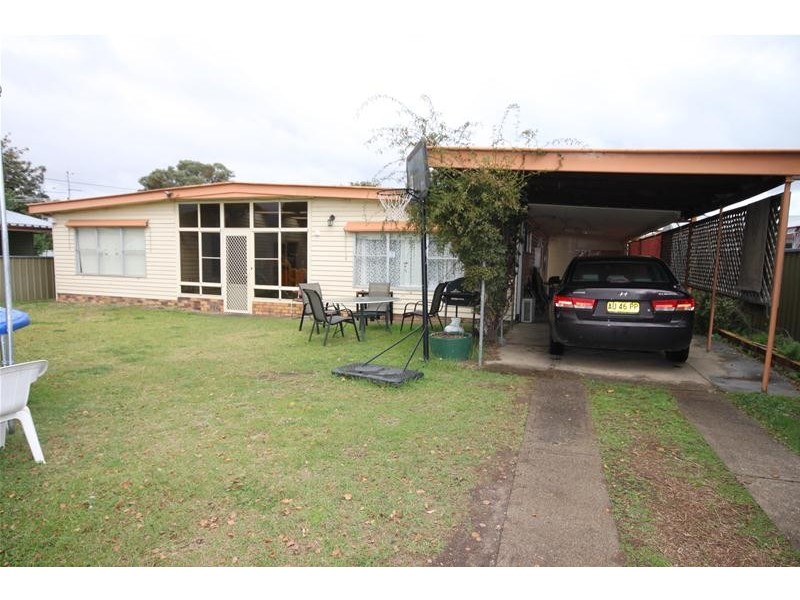 14 Terry Street, Tamworth NSW 2340