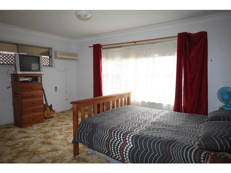 14 Terry Street, Tamworth NSW 2340